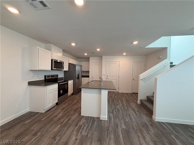 925 Violet Heron Street, Henderson, NV 89011