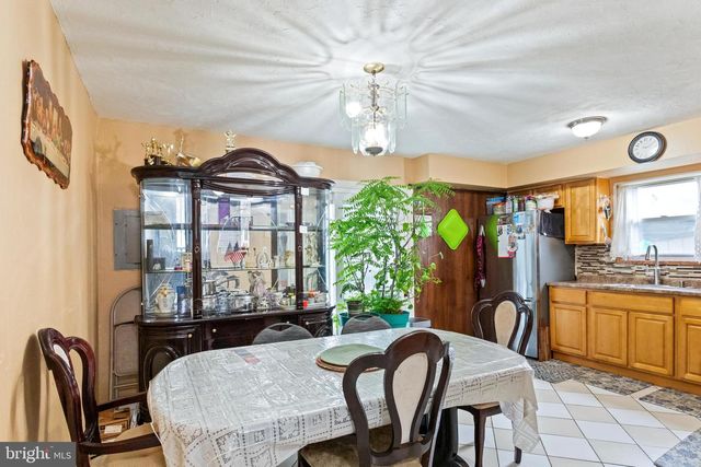 1043 FOSTER ST, Philadelphia, PA 19116