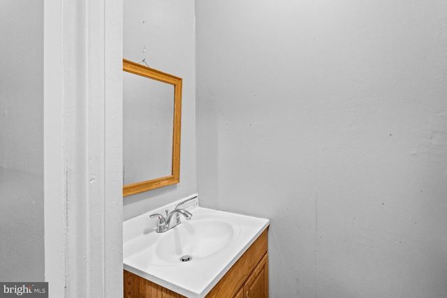 1043 FOSTER ST, Philadelphia, PA 19116