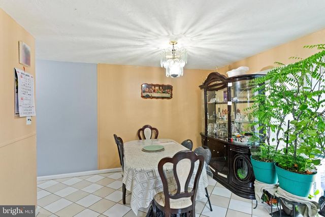 1043 FOSTER ST, Philadelphia, PA 19116