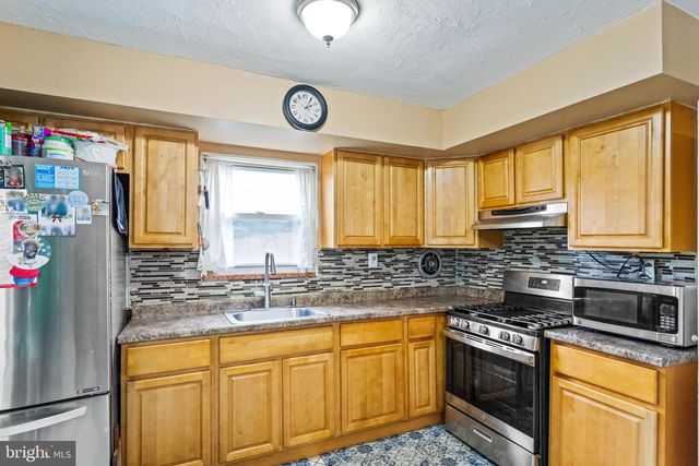 1043 FOSTER ST, Philadelphia, PA 19116