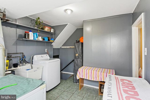 1043 FOSTER ST, Philadelphia, PA 19116