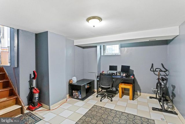 1043 FOSTER ST, Philadelphia, PA 19116