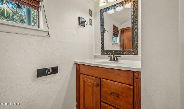 923 La Chere Street, Beaufort, SC 29902