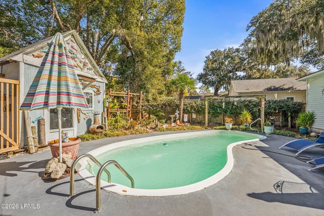 923 La Chere Street, Beaufort, SC 29902