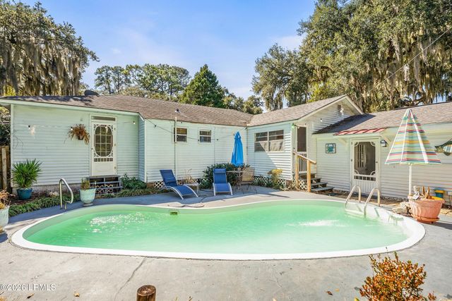 923 La Chere Street, Beaufort, SC 29902