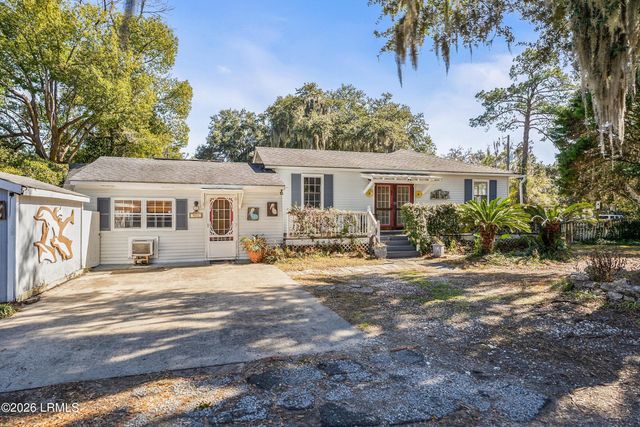 923 La Chere Street, Beaufort, SC 29902