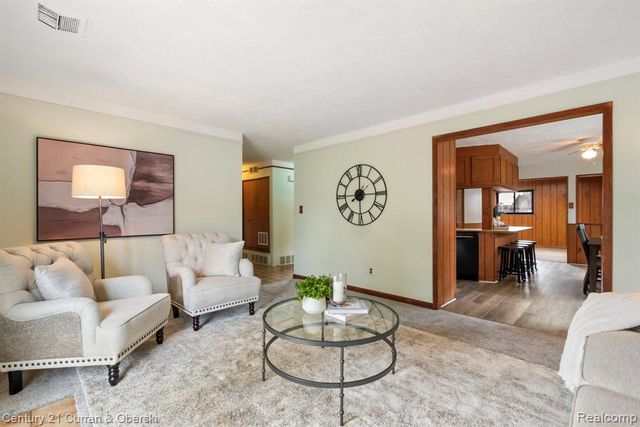 30238 S Stockton Drive, Farmington, MI 48336