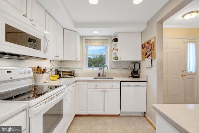 4523 GARBO CT, Annandale, VA 22003