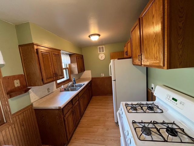 5817 42nd Avenue S, Minneapolis, MN 55417