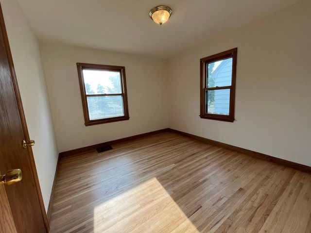 5817 42nd Avenue S, Minneapolis, MN 55417