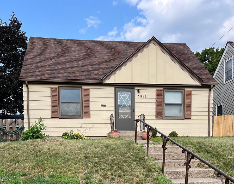 5817 42nd Avenue S, Minneapolis, MN 55417