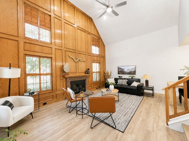 300 Lamesa Court, Irving, TX 75063