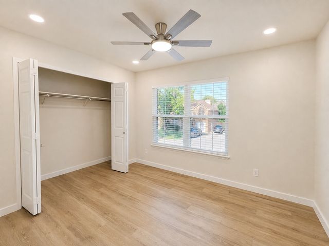 300 Lamesa Court, Irving, TX 75063