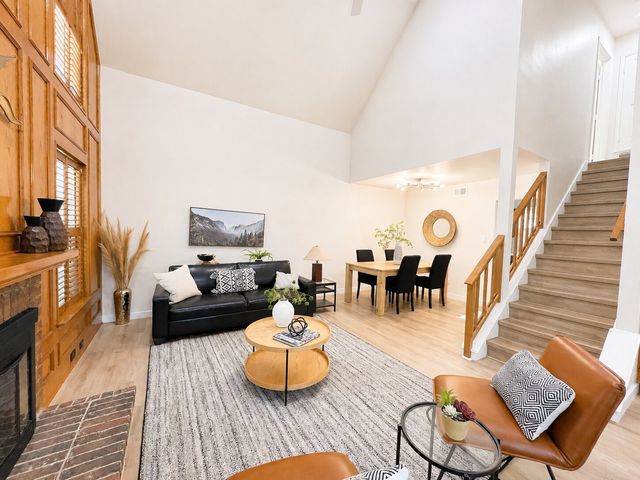 300 Lamesa Court, Irving, TX 75063