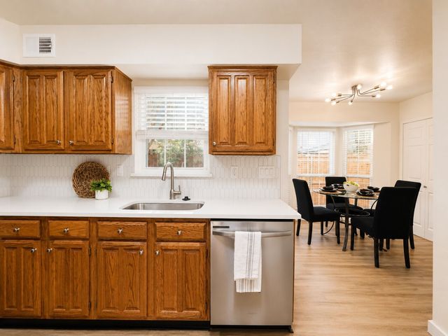300 Lamesa Court, Irving, TX 75063