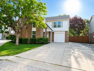300 Lamesa Court, Irving, TX 75063