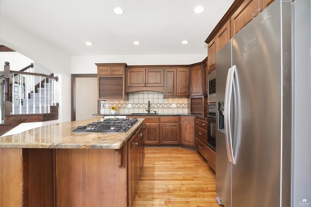 1604 Wyndham Heights Drive, Manhattan, KS 66503