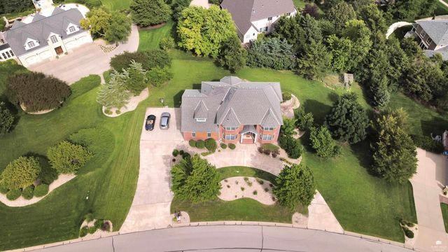 1604 Wyndham Heights Drive, Manhattan, KS 66503