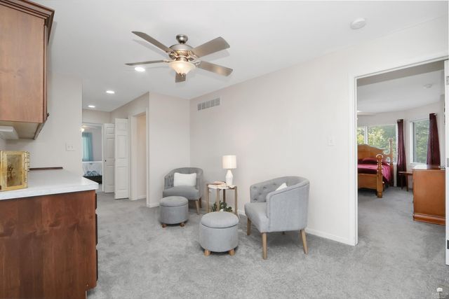 1604 Wyndham Heights Drive, Manhattan, KS 66503