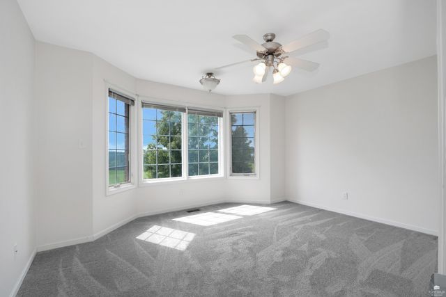 1604 Wyndham Heights Drive, Manhattan, KS 66503