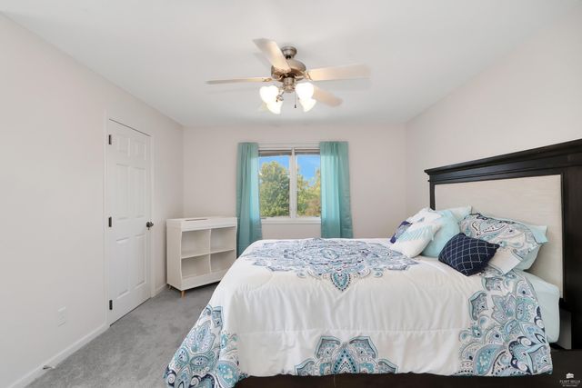 1604 Wyndham Heights Drive, Manhattan, KS 66503