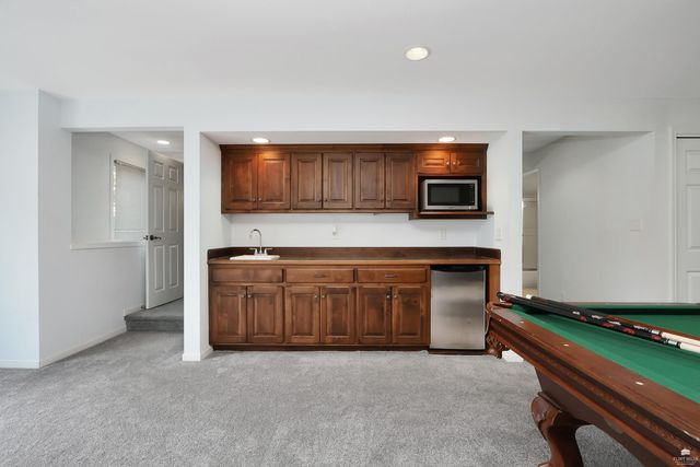 1604 Wyndham Heights Drive, Manhattan, KS 66503
