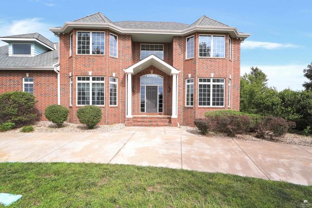 1604 Wyndham Heights Drive, Manhattan, KS 66503