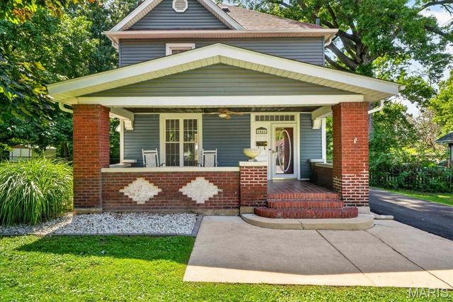 2441 Ackerman Avenue, St Louis, MO 63114