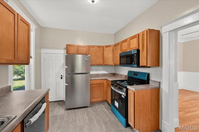 2441 Ackerman Avenue, St Louis, MO 63114