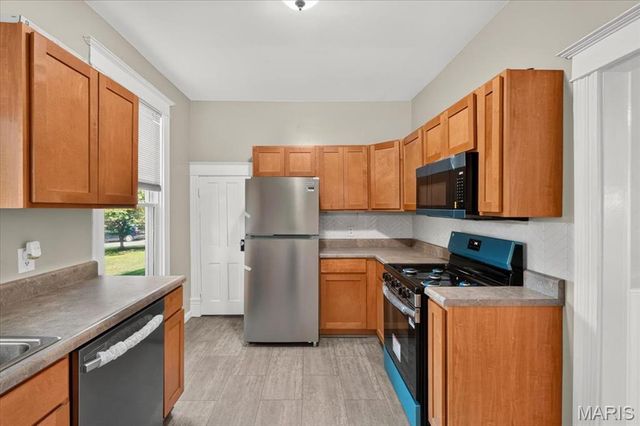 2441 Ackerman Avenue, St Louis, MO 63114