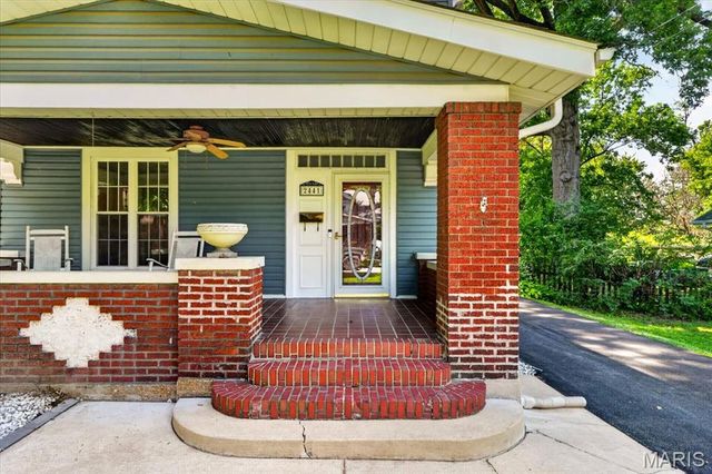 2441 Ackerman Avenue, St Louis, MO 63114