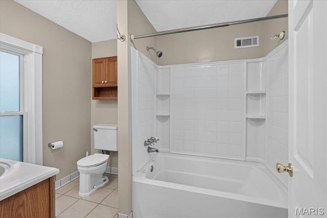 2441 Ackerman Avenue, St Louis, MO 63114