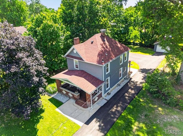 2441 Ackerman Avenue, St Louis, MO 63114
