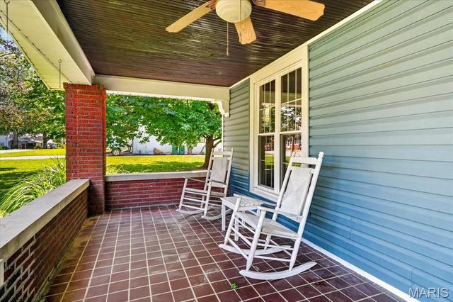 2441 Ackerman Avenue, St Louis, MO 63114