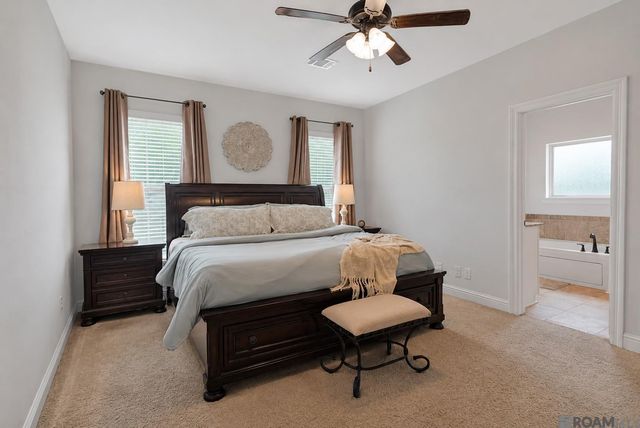 6272 Soaring Dr, Gonzales, LA 70737