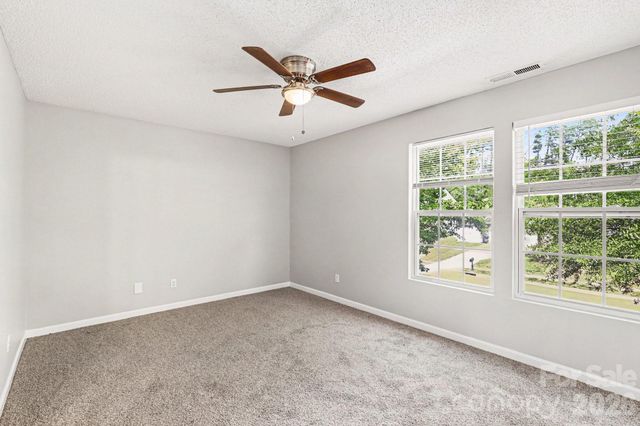12425 Stowe Acres Drive, Charlotte, NC 28262