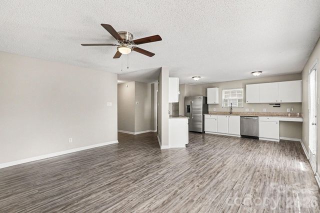 12425 Stowe Acres Drive, Charlotte, NC 28262