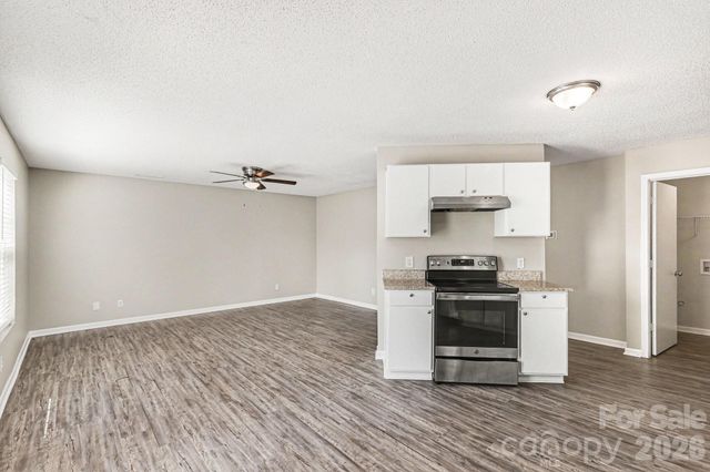12425 Stowe Acres Drive, Charlotte, NC 28262