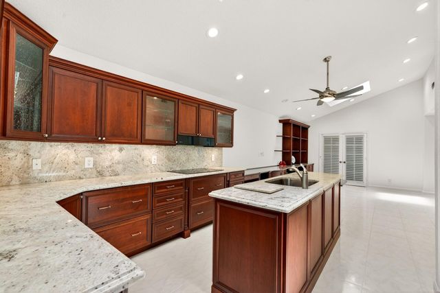 21849 Town Place Drive, Boca Raton, FL 33433