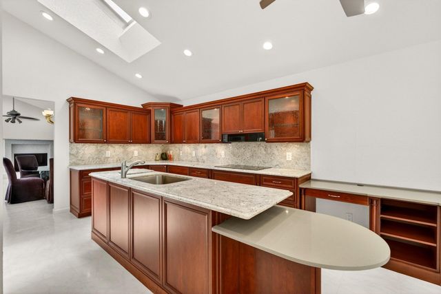 21849 Town Place Drive, Boca Raton, FL 33433