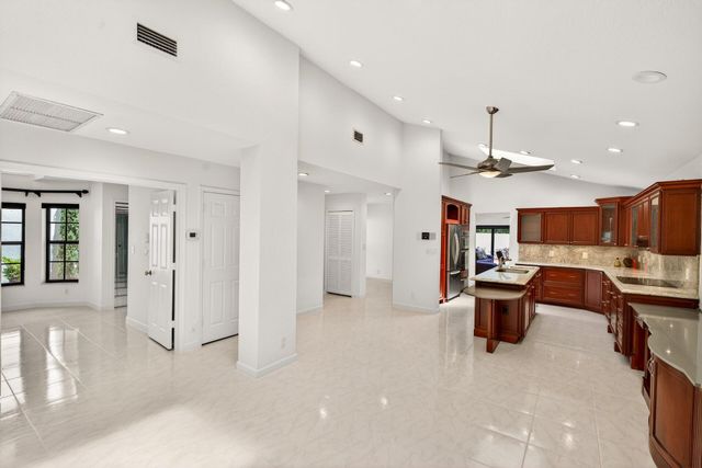 21849 Town Place Drive, Boca Raton, FL 33433