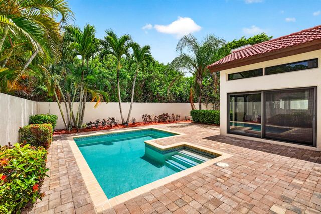 21849 Town Place Drive, Boca Raton, FL 33433