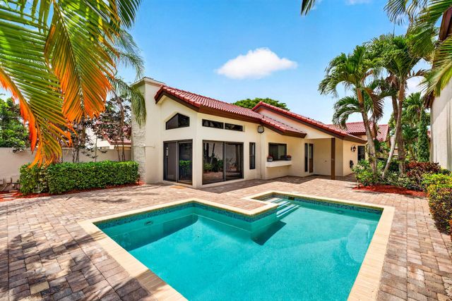 21849 Town Place Drive, Boca Raton, FL 33433