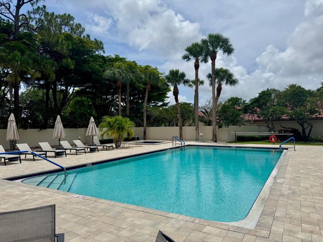21849 Town Place Drive, Boca Raton, FL 33433
