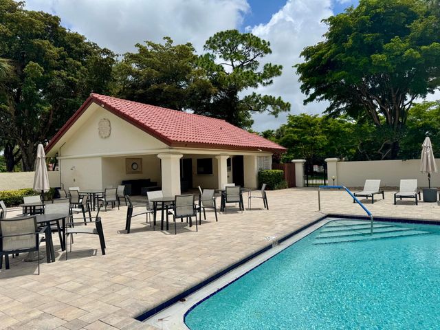 21849 Town Place Drive, Boca Raton, FL 33433