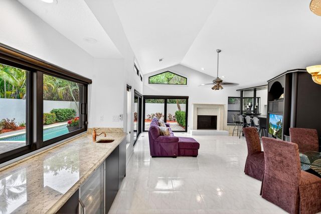 21849 Town Place Drive, Boca Raton, FL 33433