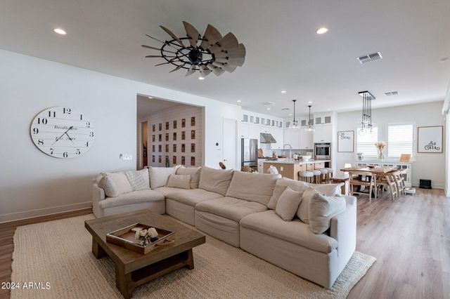 5822 S Chatsworth --, Mesa, AZ 85212