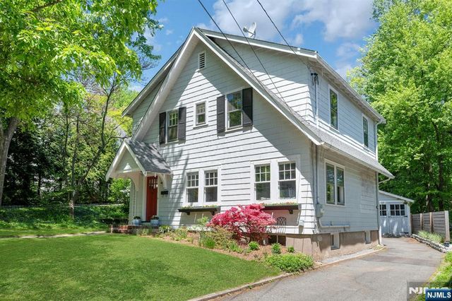 129 Mount Hebron Road, Montclair, NJ 07043