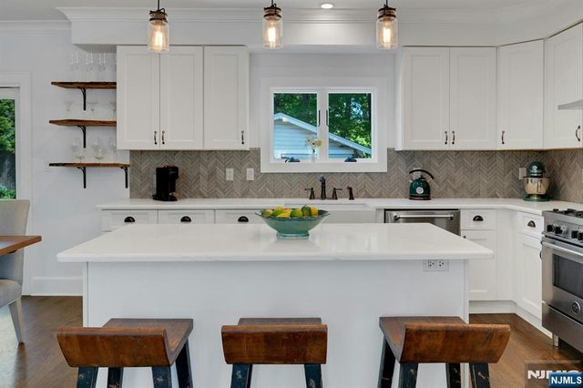 129 Mount Hebron Road, Montclair, NJ 07043